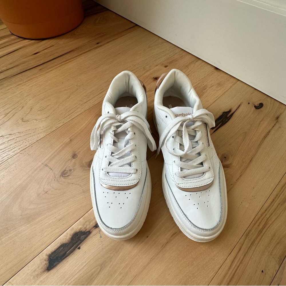 Womens Reebok Sneakers - Picture 3 of 6